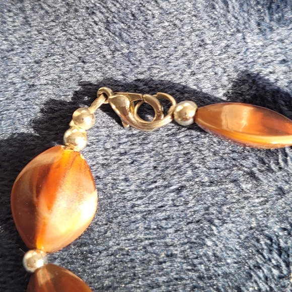 Chunky Resin Beaded Necklace with Silver details. - Picture 5 of 6